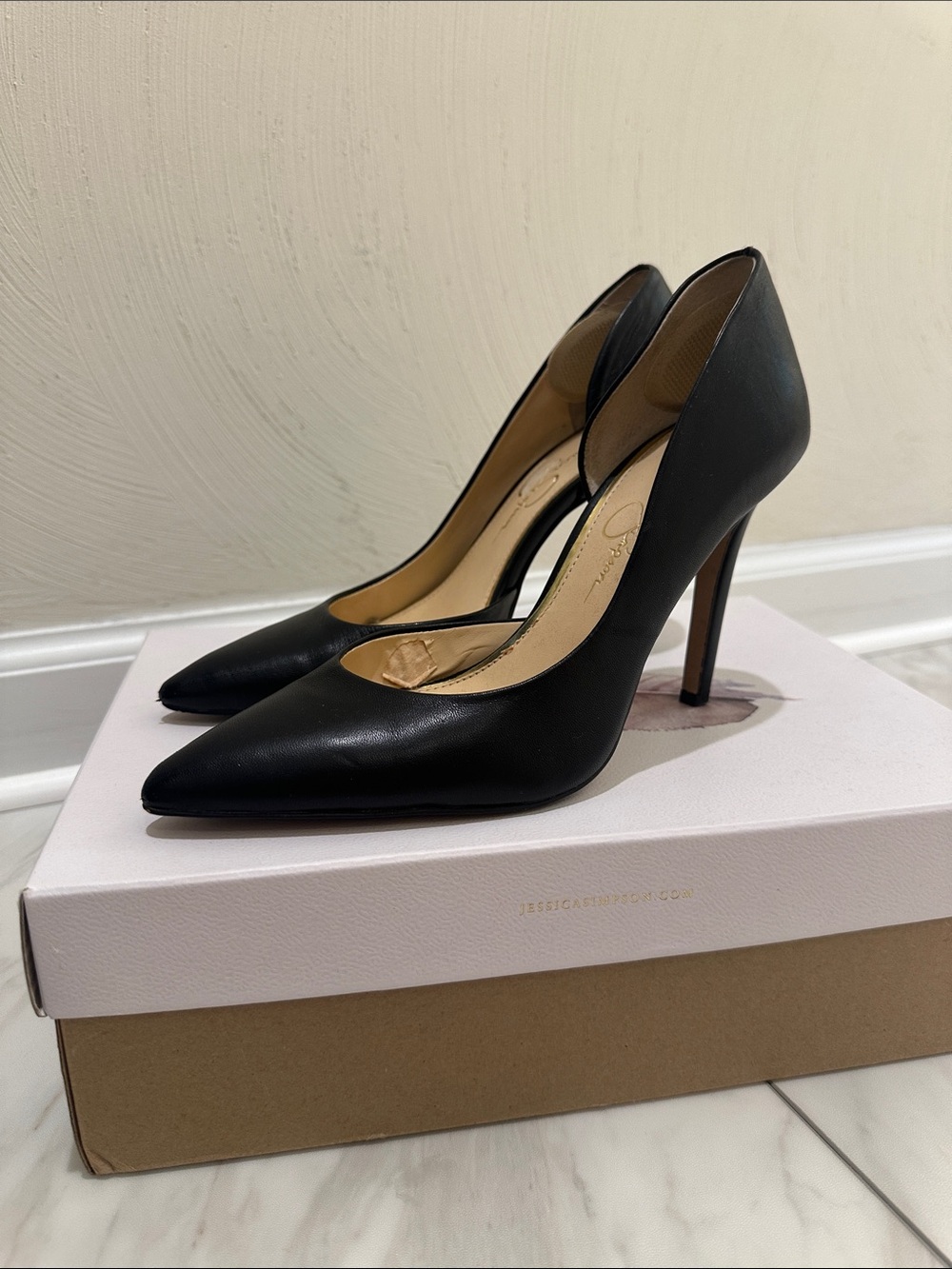 Jessica Simpson Classic Black Pointed Toe Stiletto Pumps
